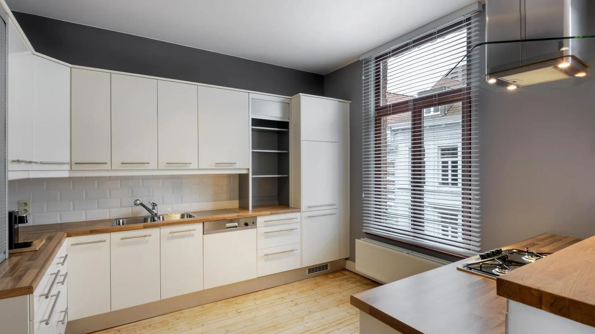 The 1894 Residence By Domani Hotels Антверпен 0*,  Бельгия